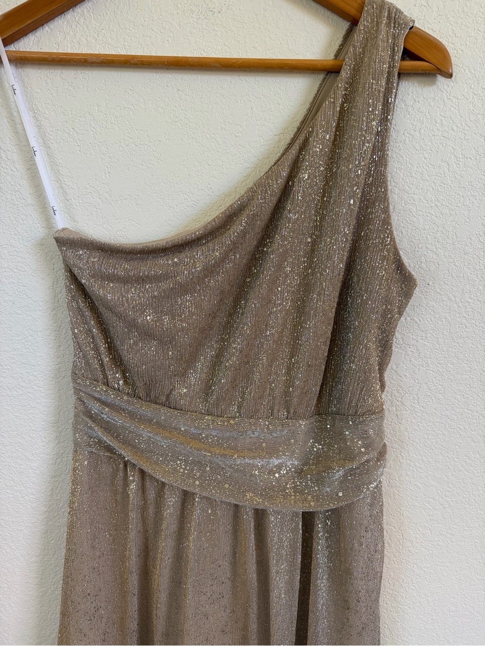 Lulus Luminous Grace Gold One-Shoulder Maxi Dress Size M - Picture 7 of 10